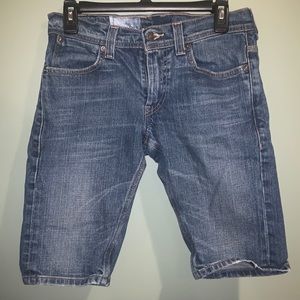 Levi’s skinny jean shorts